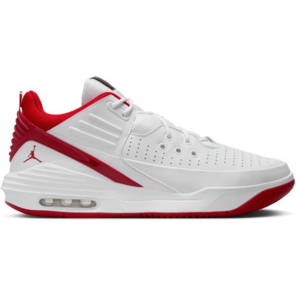 The image shows a pair of men’s Nike basketball shoes with a high-grip sole and cushioned ankle support, highlighting their athletic build and court-ready design.
