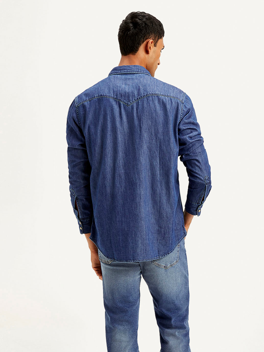 LEVIS Men's Solid Regular Fit Casual Shirt