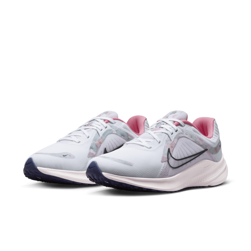 NIKE WMNS NIKE QUEST 5 PRM Women's Running Shoes