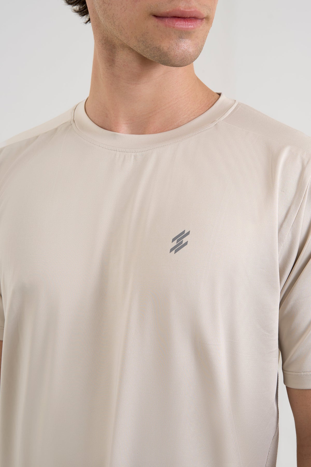 DCYPHR Men's AUSM5X™ Raglan Tee-Ivory Mist
