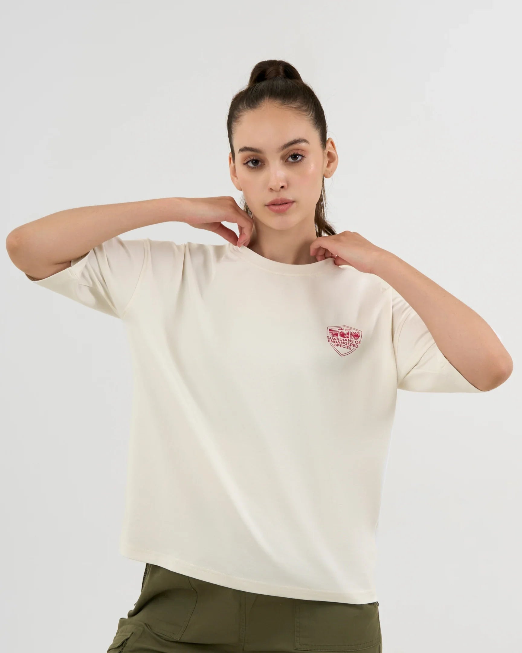 DCYPHR DISCOVERY Women's Galapagos Penguin Graphic Tee-Off-white