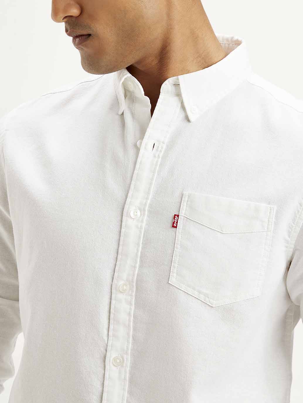 LEVIS Men's Solid Slim Fit Shirt