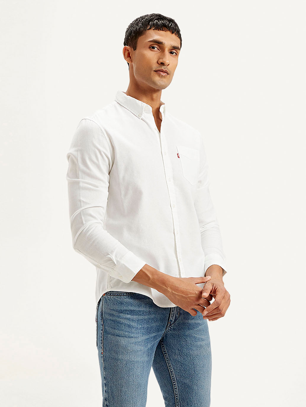 LEVIS Men's Solid Slim Fit Shirt