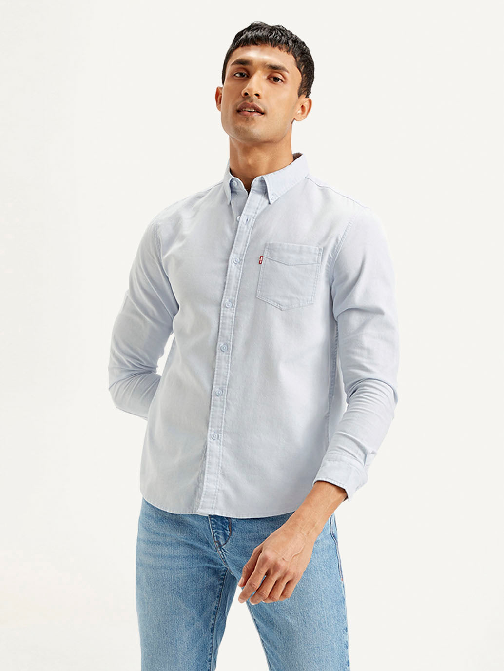 LEVIS Men's Solid Slim Fit Shirt