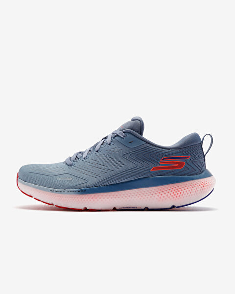 A lightweight men’s running shoe with Hyper Burst cushioning, a breathable knit upper, and a Goodyear® Performance Outsole for enhanced speed and superior traction