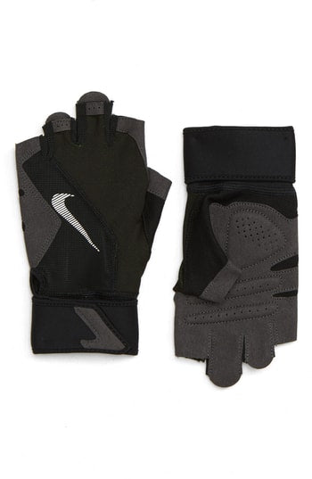 The image shows a pair of men’s Nike full-finger gloves, showcasing their sleek design and snug fit.