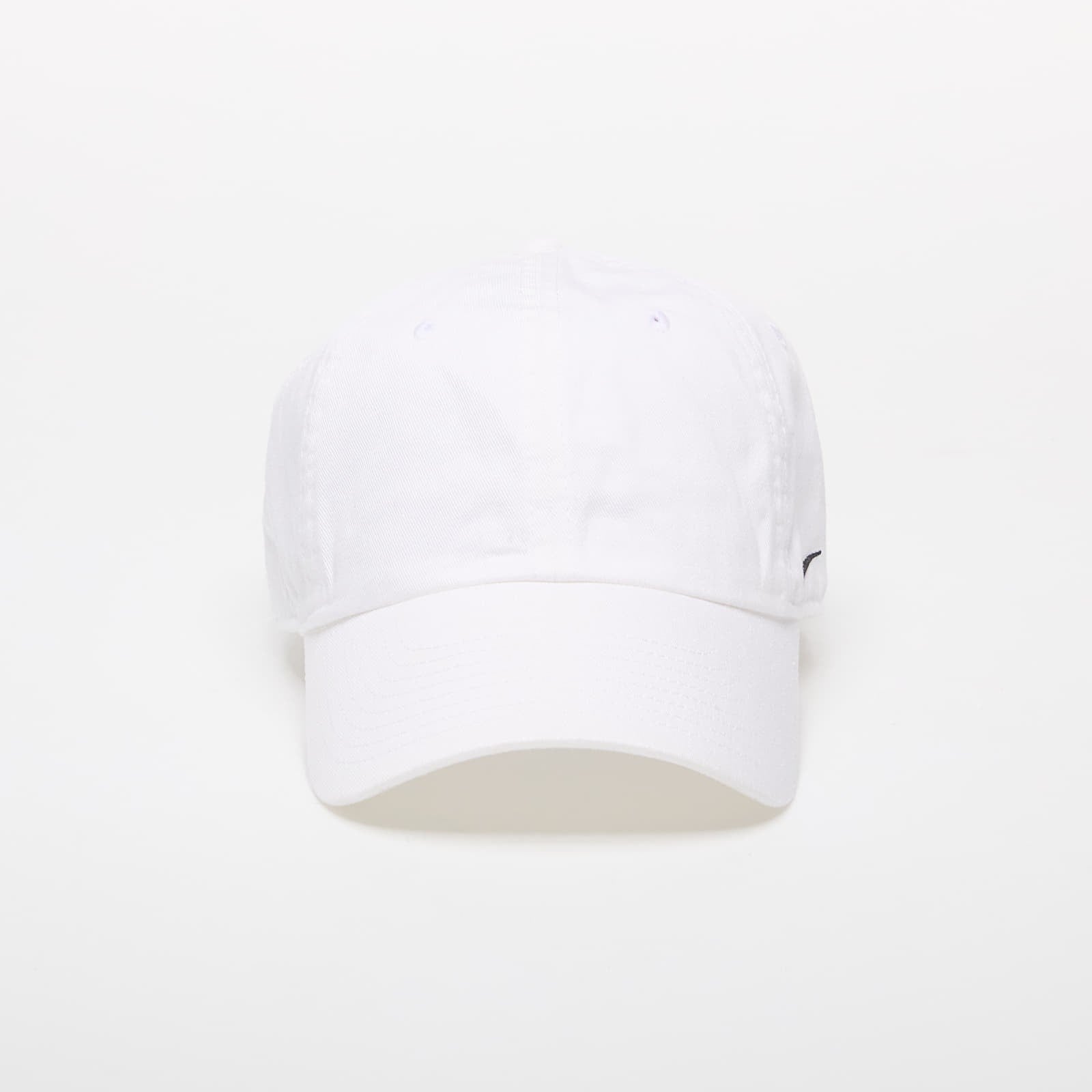 The image shows a sleek, unisex Nike cap with an adjustable strap and a logo, designed for both comfort and style.