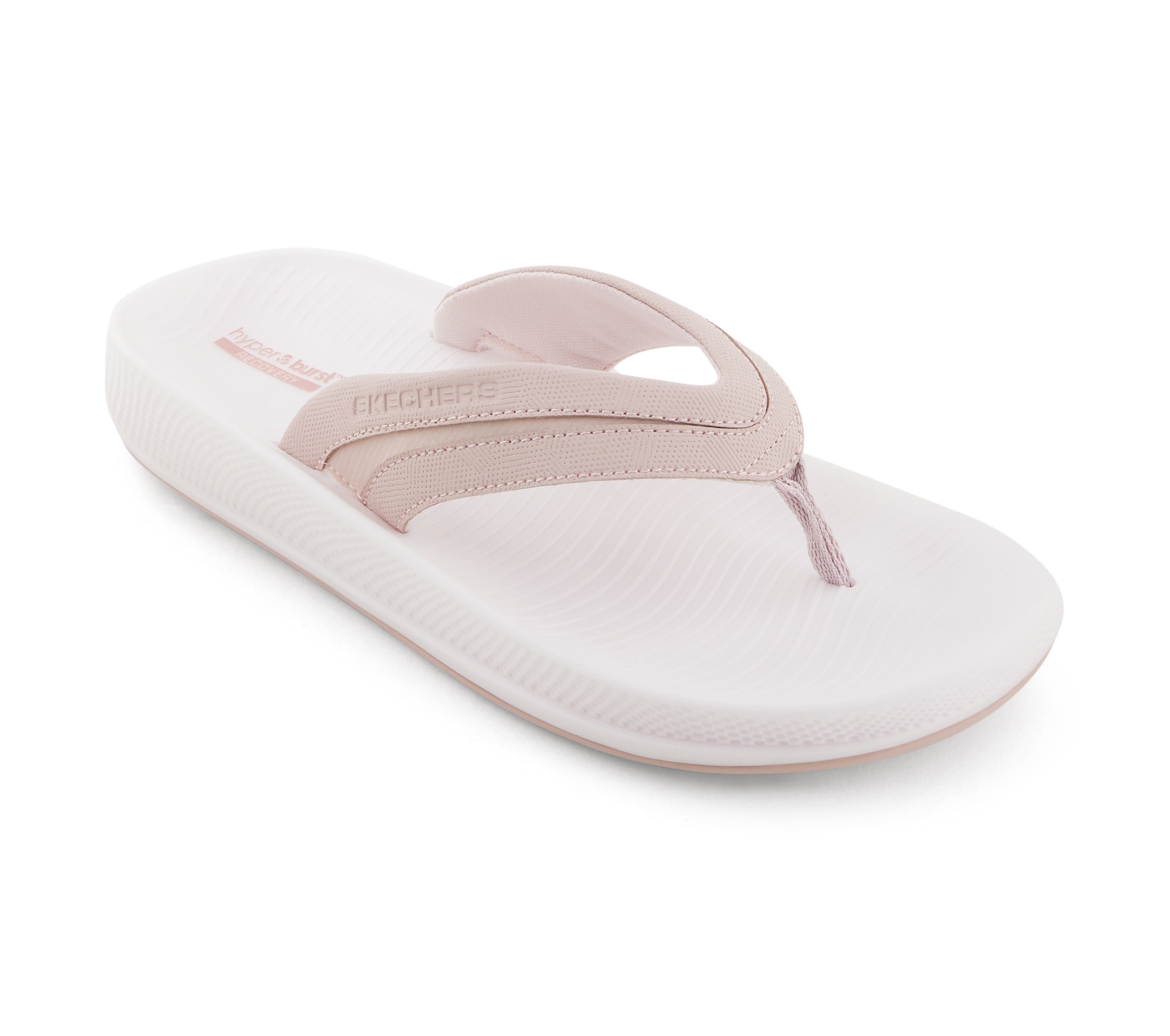 A cozy women’s slipper featuring a soft upper, memory foam footbed, and flexible outsole for maximum comfort and everyday wear