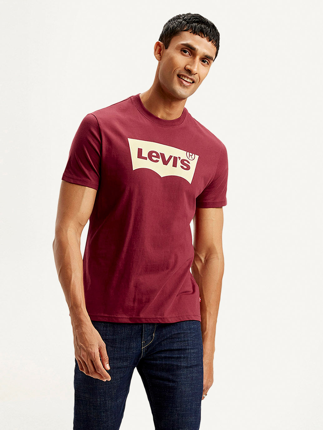 LEVIS Men's Brand Logo Slim Fit T-Shirt