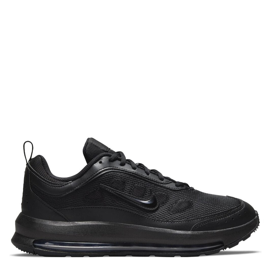 The image shows a pair of men’s Nike lifestyle shoes, highlighting their sleek design and comfortable cushioning.