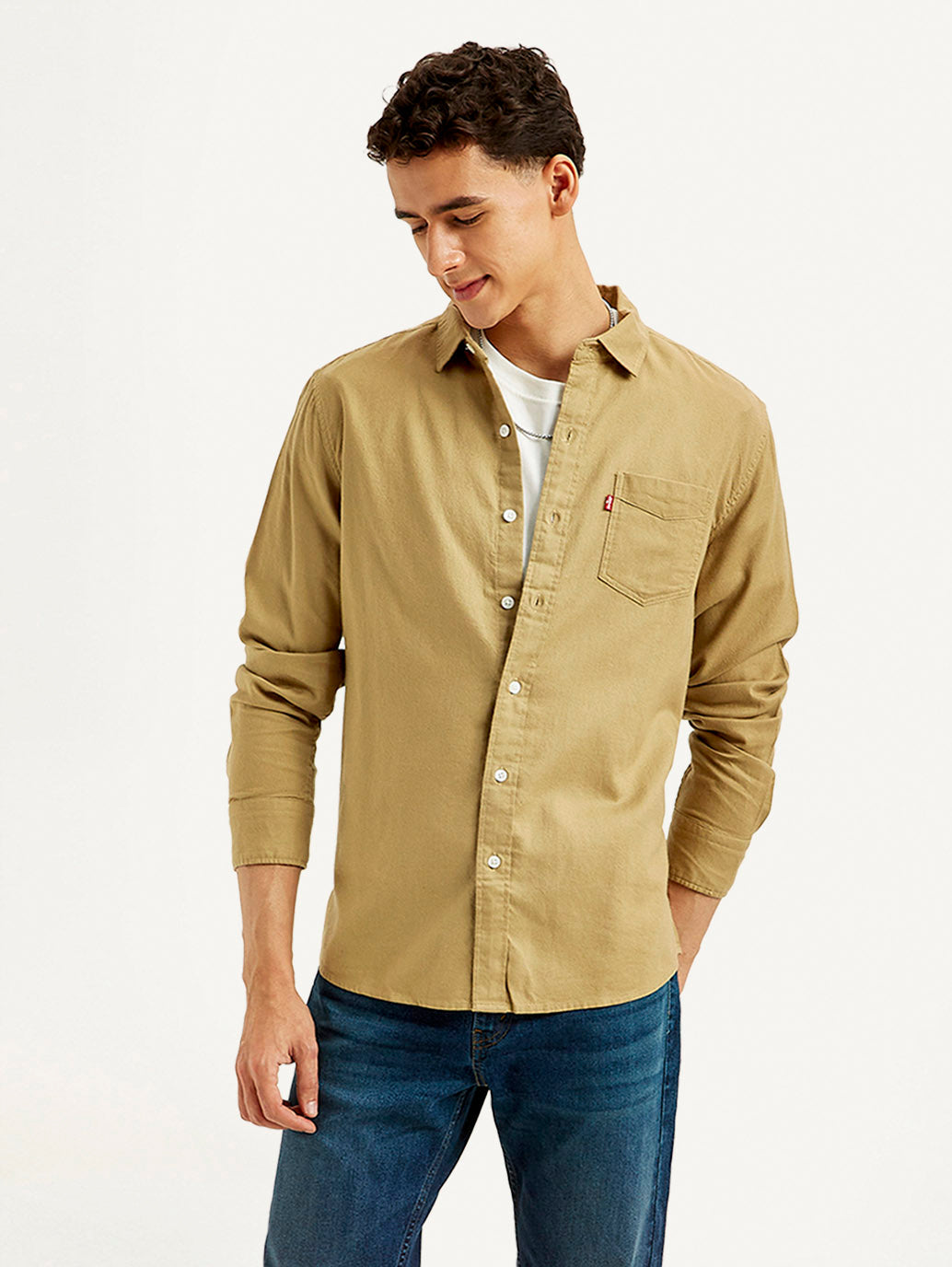 LEVIS Men's Solid Slim Fit Oxford Shirt