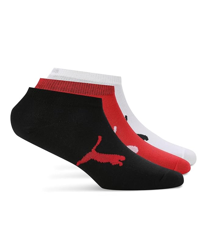 Close-up of PUMA Unisex Lifestyle PO3 Socks, highlighting the soft fabric, reinforced toe and heel areas, and the iconic PUMA logo, designed for comfort and durability in everyday wear.