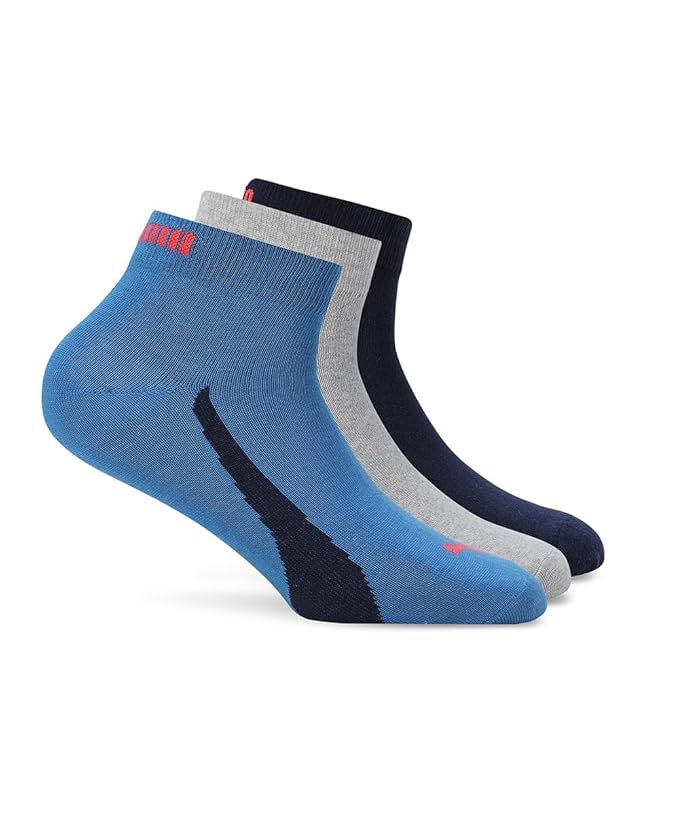 Close-up of PUMA Men's Lifestyle PO3 Socks, highlighting the soft fabric, reinforced toe and heel areas, and the iconic PUMA logo, designed for comfort and durability in everyday wear.