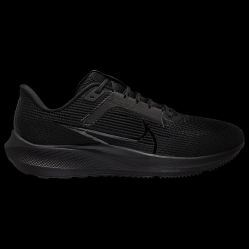 The image shows a pair of men’s Nike running shoes, emphasizing their sleek, lightweight design and supportive sole.