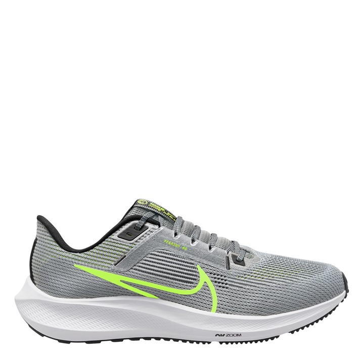 The image shows a pair of men’s Nike running shoes, emphasizing their sleek, lightweight design and supportive sole.