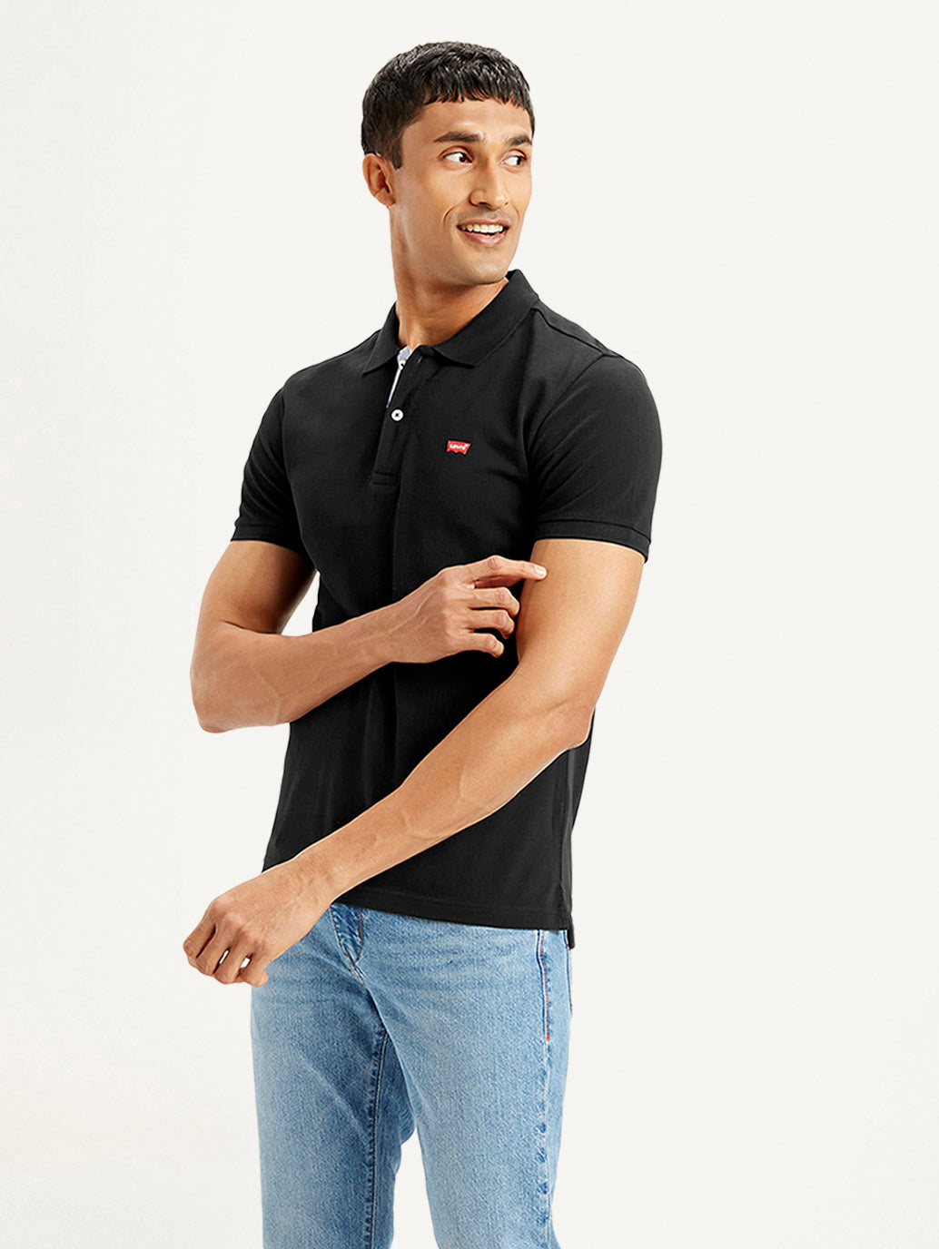 Levi’s Men’s Polo Shirt with a premium fabric, classic collar, and buttoned placket for a refined yet casual look.