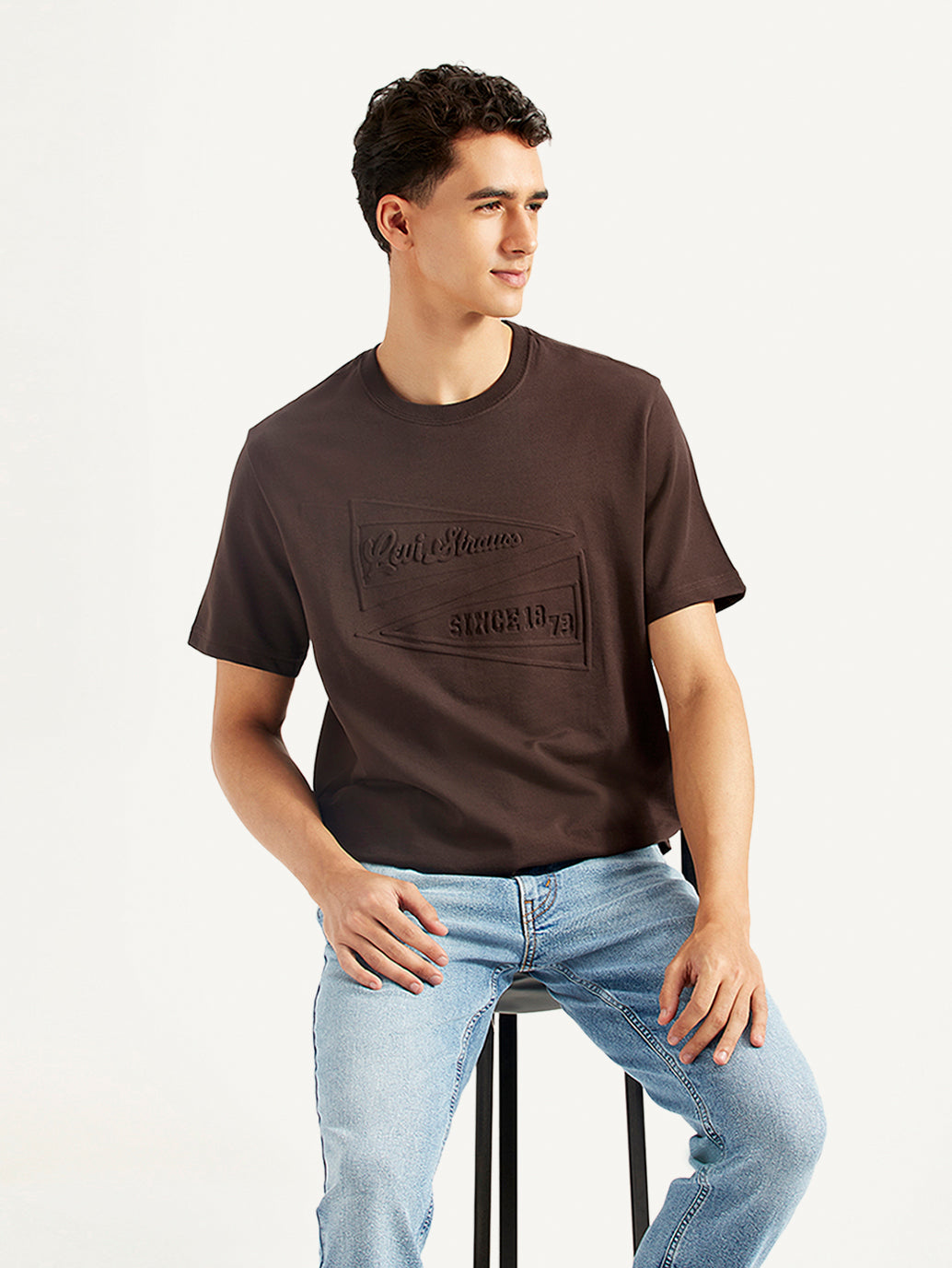 LEVIS Men's Embossed Crew Neck T-shirt