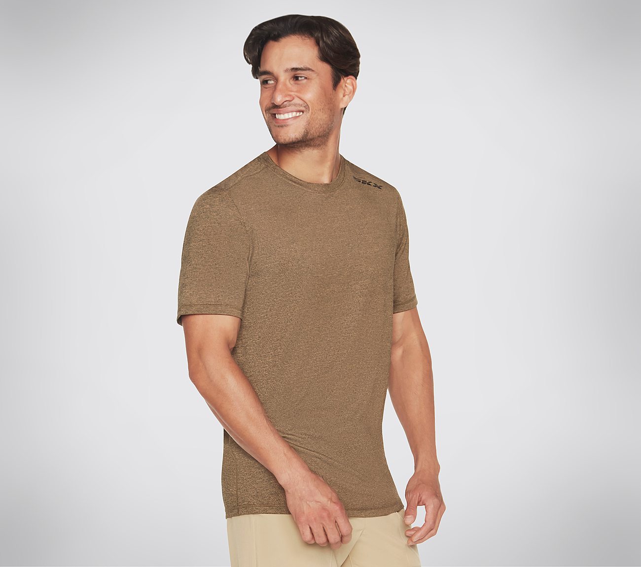 Skechers T-shirt comfortable, stylish T-shirts for casual wear, featuring breathable fabric.