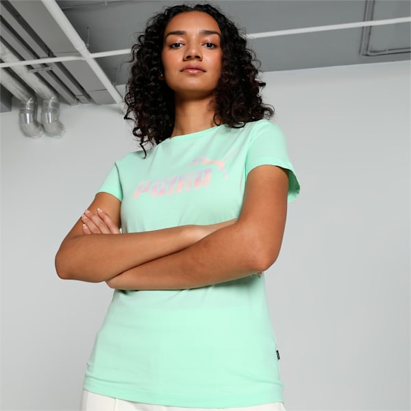 Front view of PUMA Women's Crew, showcasing the relaxed fit, soft fabric, and signature PUMA logo for a stylish and comfortable casual look.