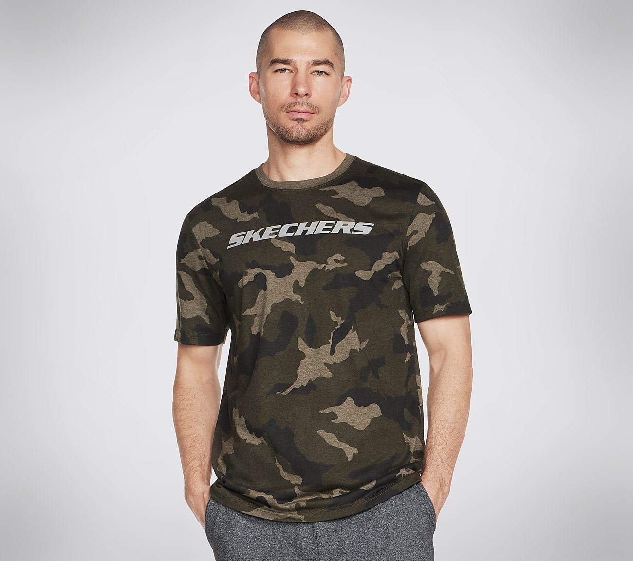 Skechers T-shirt comfortable, stylish T-shirts for casual wear, featuring breathable fabric.