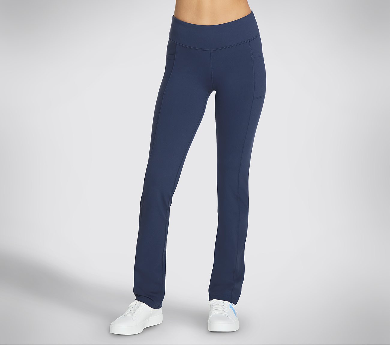 Comfortable and stylish pants, perfect for casual wear, active use, or workouts, featuring flexible, breathable materials.