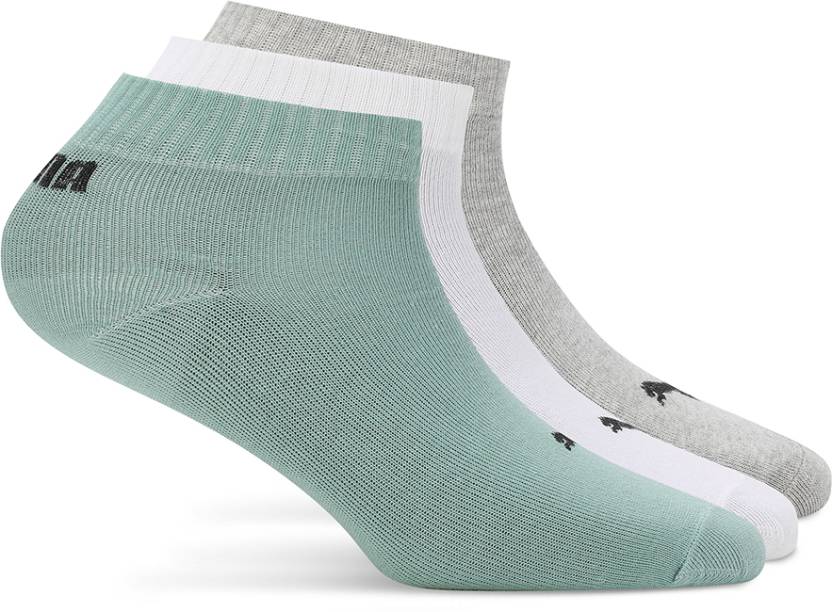 Close-up of PUMA Unisex Lifestyle PO3 Socks, highlighting the soft fabric, reinforced toe and heel areas, and the iconic PUMA logo, designed for comfort and durability in everyday wear.