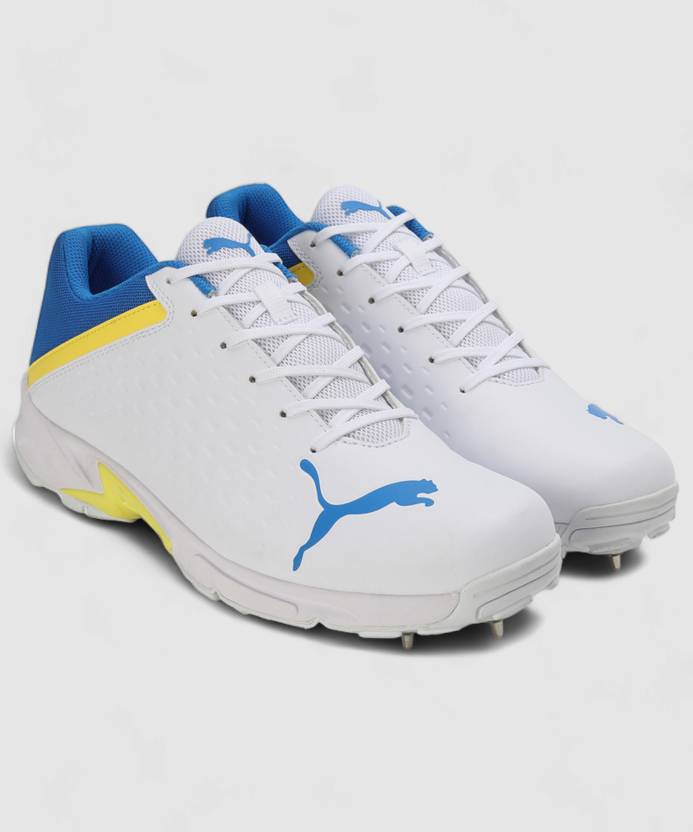 Side view of PUMA Men's Lifestyle Lace-Up Sneakers, showcasing the sleek design, breathable upper, cushioned insole, and iconic PUMA logo, designed for comfort and style in everyday wear.